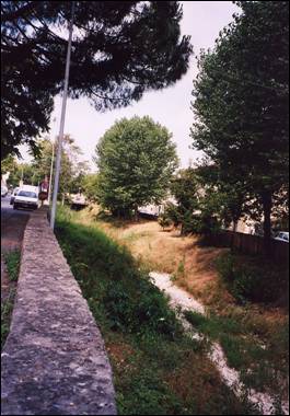 Il torrente Castro al centro di Arezzo